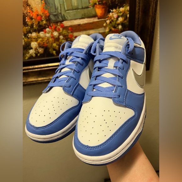 Nike Dunk Low Royal Pulse (Women's) sneakers - Picture 11 of 15